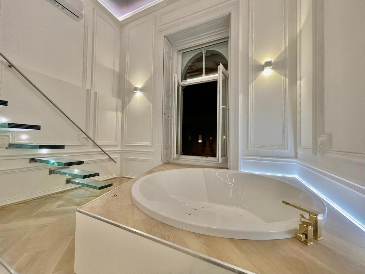 Top Luxury Suites Budapest Bagian luar foto